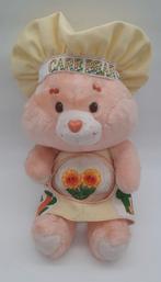 Troetelbeer / Care Bears Friends Bear + muts & schort 1983, Kinderen en Baby's, Speelgoed | Knuffels en Pluche, Ophalen of Verzenden