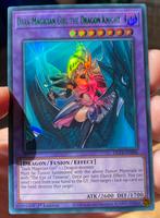 Yu-Gi-Oh! Dark Magician Girl the Dragon Knight DLCS 1st !, Hobby en Vrije tijd, Verzamelkaartspellen | Yu-gi-Oh!, Verzenden, Zo goed als nieuw