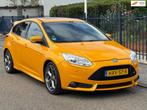 Ford FOCUS 2.0 EcoBoost ST-2, Auto's, Ford, Euro 5, Gebruikt, Zwart, 1337 kg