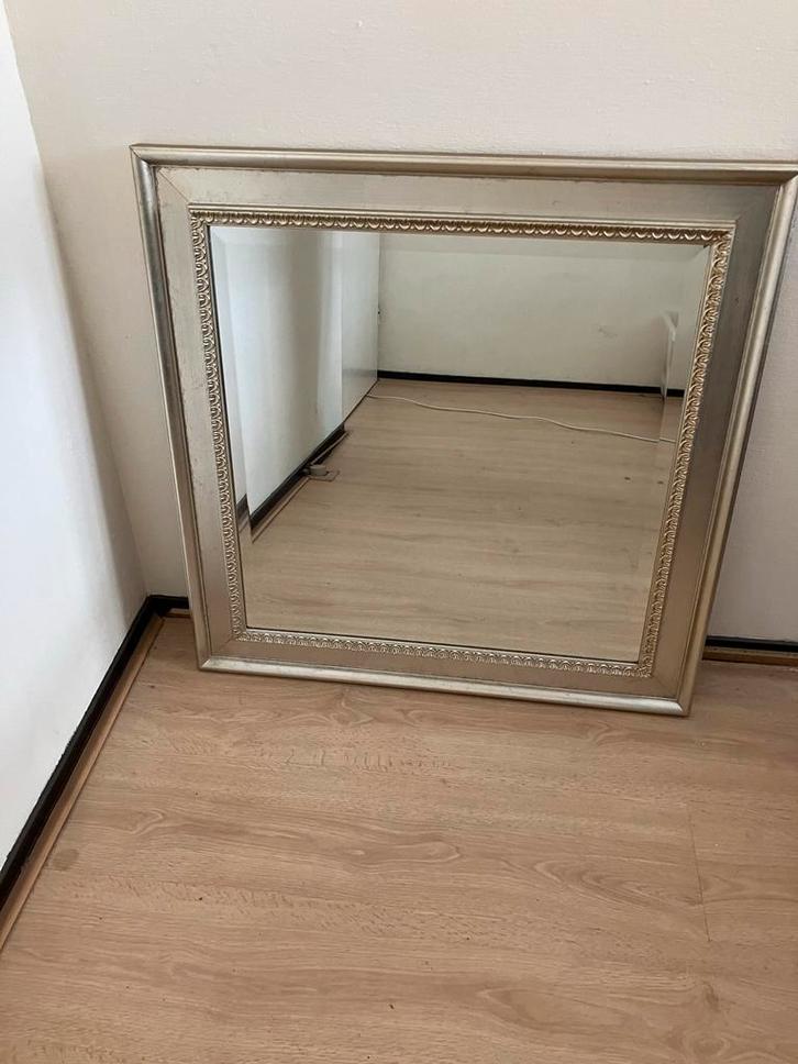 Champagnekleurige Houten Spiegel, Huis en Inrichting, Woonaccessoires | Spiegels, Gebruikt, 50 tot 75 cm, Minder dan 100 cm, Vierkant