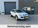 Ford Kuga 1.5 Trend - 6 Maanden Garantie! Airco! Keyless!, Euro 6, 4 cilinders, Parkeersensor, Wit