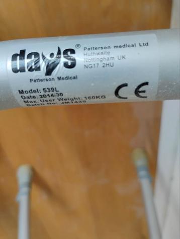 Days Patterson Medical Badstoel 539L beschikbaar voor biedingen