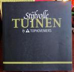 Stijlvolle tuinen by Tophoveniers, Verzenden, Zo goed als nieuw, Tuinontwerpen