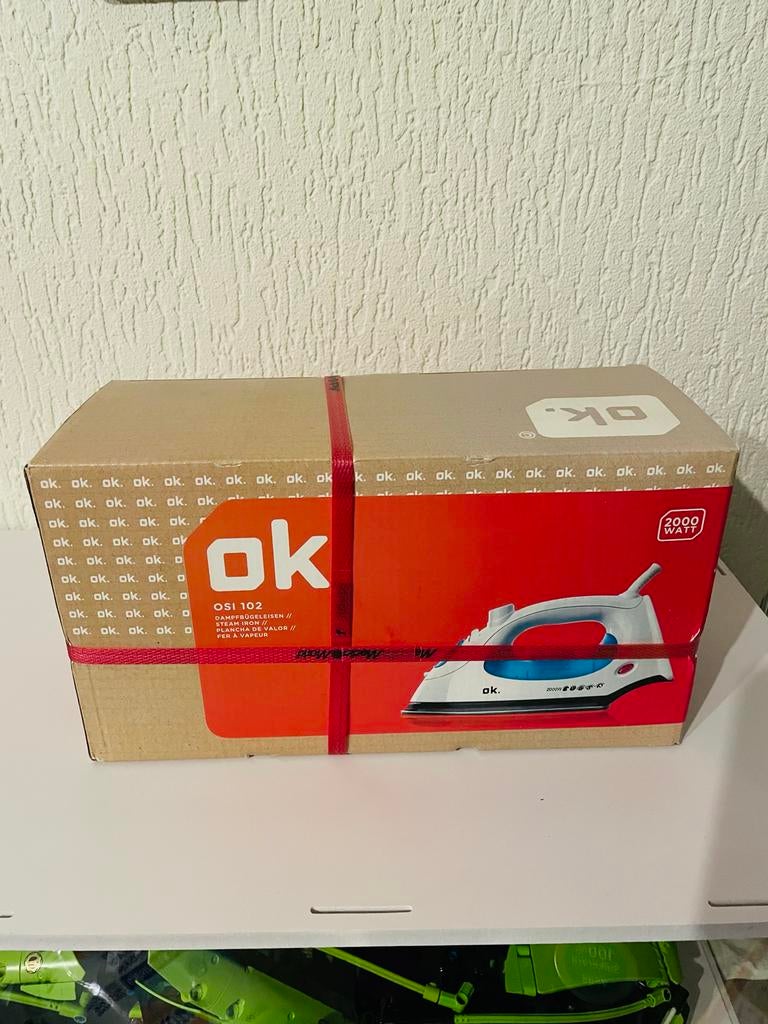 OK. OSI 102 Strijkijzer - Nieuw in doos!, Witgoed en Apparatuur, Strijkijzers en Strijkplanken, Ophalen, Nieuw, Strijkijzer met snoer