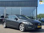 Volvo V60 2.4 D6 AWD Plug-In Hybrid AUTOMAAT/R-DESIGN/PANO, Automaat, Vierwielaandrijving, Adaptive Cruise Control, 11 kWh