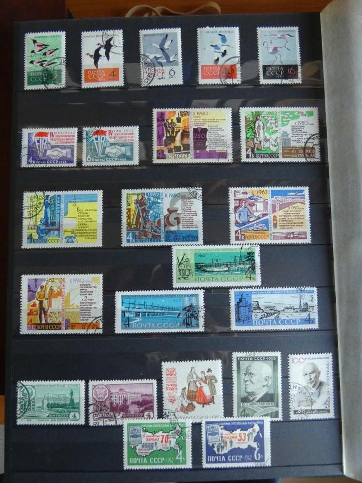 Collectie Rusland USSR in 2 dikke stockboeken 1950-1969, Postzegels en Munten, Postzegels | Volle albums en Verzamelingen, Buitenland