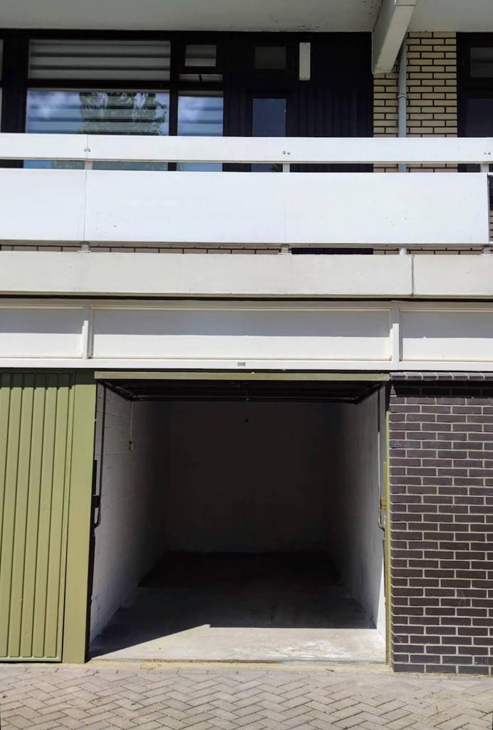 TE HUUR: Garagebox / Opslagruimte – Eindhoven (De Koppele), Auto diversen, Autostallingen en Garages