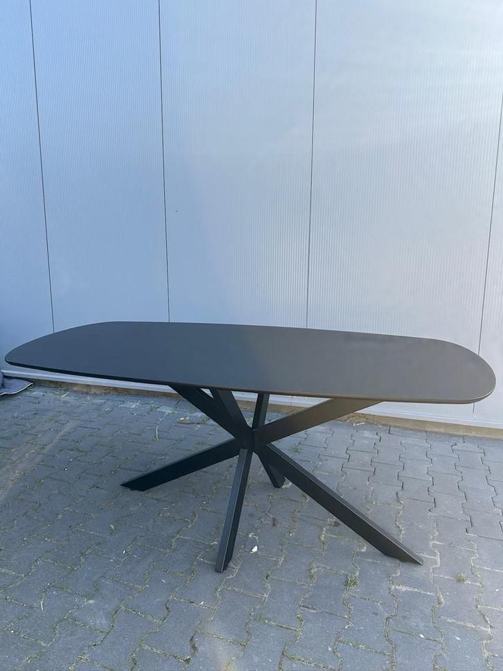 Nieuwe partij loodsverkoop design eettafels deens ovaal, Huis en Inrichting, Tafels | Eettafels, Nieuw, 200 cm of meer, Vijf personen of meer