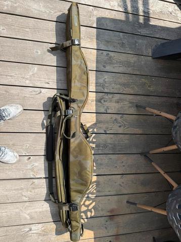 Nash colt nash biggpit sonik foudraal. beschikbaar voor biedingen