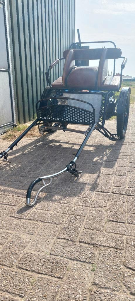 Tweewieler sulky KRAAY, Dieren en Toebehoren, Rijtuigen en Koetsen, Zo goed als nieuw, Pony, Gesloten