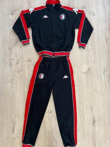 Feyenoord Trainingspak 2001/2002 beschikbaar voor biedingen