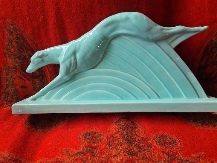 Art Deco beeld Francois hazewindhond., Antiek en Kunst, Antiek | Keramiek en Aardewerk, Ophalen of Verzenden