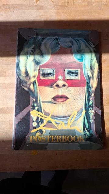 Posterbook met 6 grote art prints Salvador Dali  beschikbaar voor biedingen