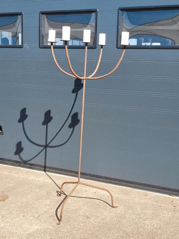 Grote Kandelaar / Kaarsenstandaard, Huis en Inrichting, Woonaccessoires | Kandelaars en Kaarsen, 75 cm of meer, Metaal, Ophalen