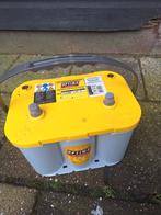 Optima YellowTop accu met accubak en lader, Ophalen, Gebruikt