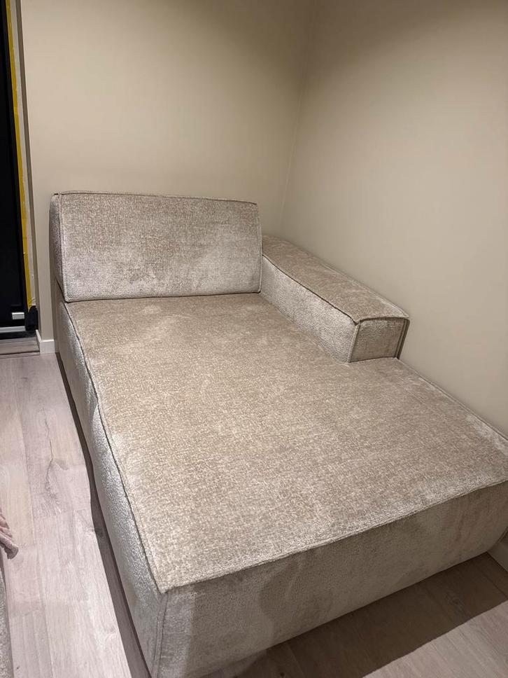 Loungebank / Chaise Longue - Stijlvol en Comfortabel, Huis en Inrichting, Banken | Sofa's en Chaises Longues, Zo goed als nieuw
