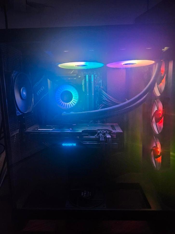 Game PC - Nzxt H7 Flow - Ryzen 7 7700x - Rx 7700 xt, Computers en Software, Desktop Pc's, Zo goed als nieuw, 4 Ghz of meer, SSD