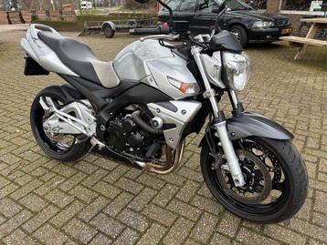 SUZUKI GSR 600 GSR600 2007 NAKED GSX GSF BANDIT PERFECT beschikbaar voor biedingen