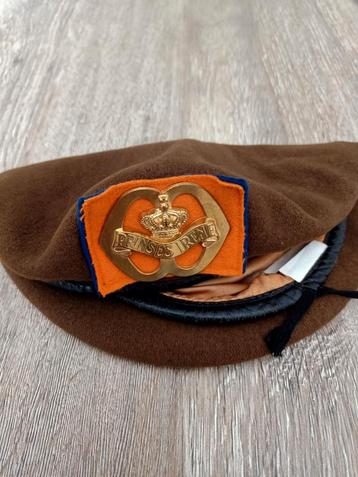 Baretembleem, Baret Prinses Irene Brigade, Leger Baret beschikbaar voor biedingen