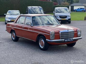 Mercedes 200-280 220 D beschikbaar voor biedingen