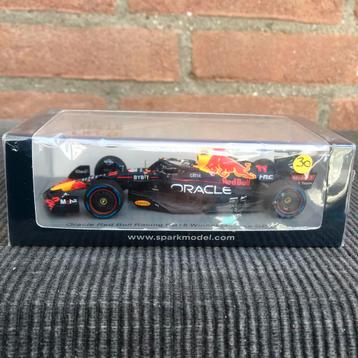 1:43 SPARK F1 RED BULL RB18 #11 WINNER MONACO 2022 ..NÚ 25,- beschikbaar voor biedingen