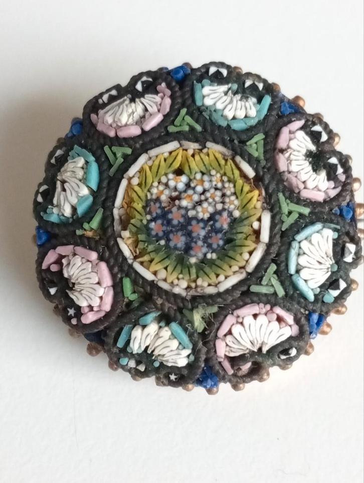 Millefiori broche (Florence), gemerkt achterop, Sieraden, Tassen en Uiterlijk, Broches, Gebruikt, Overige materialen, Zilver, Minder dan 4 cm