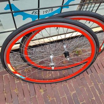Shimano Ultegra wielset Rigida dp18 rood 8 9 10 speed beschikbaar voor biedingen