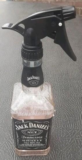 Tattoo of piercing schoonmaak of alcohol fles GLAS beschikbaar voor biedingen