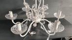 Brocante kroonluchter, 6 kaars, wit metaal en kunststof. S26, Tweedehands verkoop, Tweedehands verkoop, Gebruikt, Ophalen of Verzenden