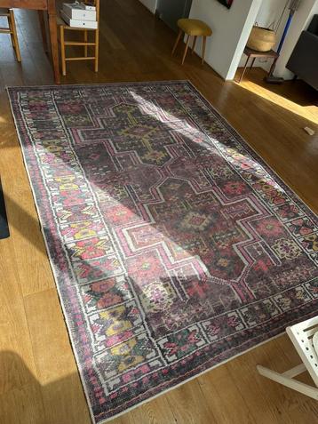 Vintage Carpet – Vintage Tapijt 285 x 200 cm beschikbaar voor biedingen