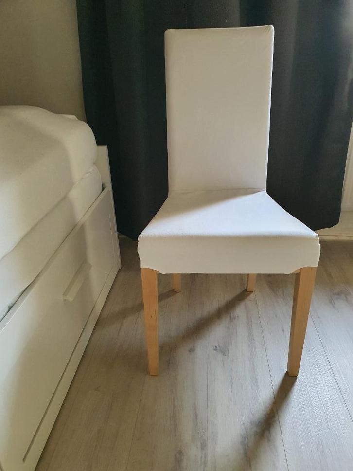 Blank houten stoel, Huis en Inrichting, Stoelen, Zo goed als nieuw, Eén, Hout, Stof, Overige kleuren, Ophalen