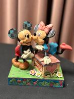 Disney Traditions Mickey & Minnie Mouse ‘Kissing Booth’, Verzamelen, Ophalen of Verzenden, Gebruikt