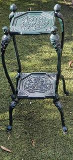 Gelaagde gietijzeren plantenstandaard (brocante), Ophalen of Verzenden, Gebruikt