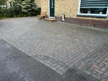 Gratis!!! Klinkers/ stenen; in Westerbroek beschikbaar voor biedingen