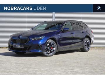BMW 5 Serie Touring 530e M Sport Automaat / Panoramadak / Tr beschikbaar voor biedingen