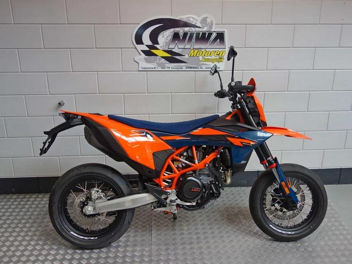 KTM 690 SMC R (bj 2025), Motoren, Motoren | KTM, Bedrijf, SuperMoto, meer dan 35 kW, Minimaal motorrijbewijs A2