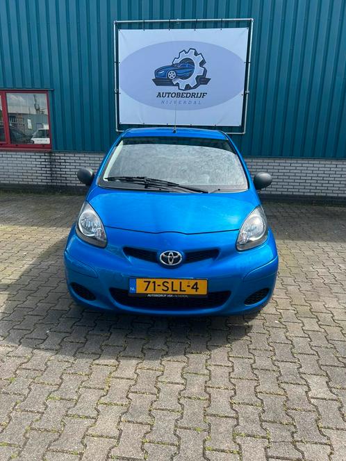 Toyota Aygo 1.0 12V Vvt-i 5DRS 2011 Blauw, Auto's, Toyota, Bedrijf, Aygo, Benzine, A, Hatchback, Handgeschakeld, Origineel Nederlands