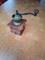 Antieke koffiemolen in goede staat, Antiek en Kunst, Ophalen of Verzenden