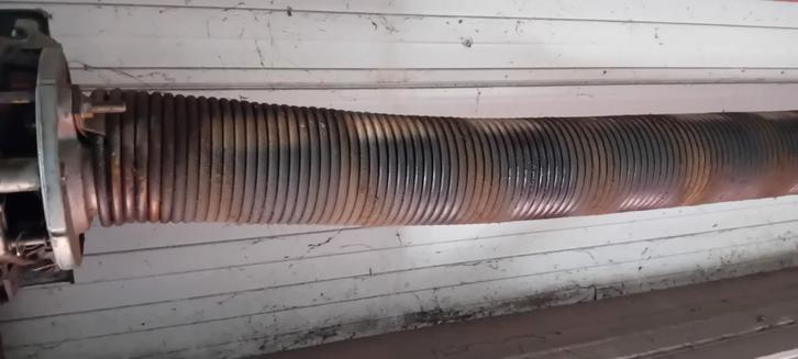 GEZOCHT gebruikte torsieveer voor Hörmann overheaddeur, Doe-het-zelf en Verbouw, Deuren en Horren, 215 cm of meer, 120 cm of meer