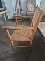 Stoel met rotan zitting en rugleuning, Ophalen