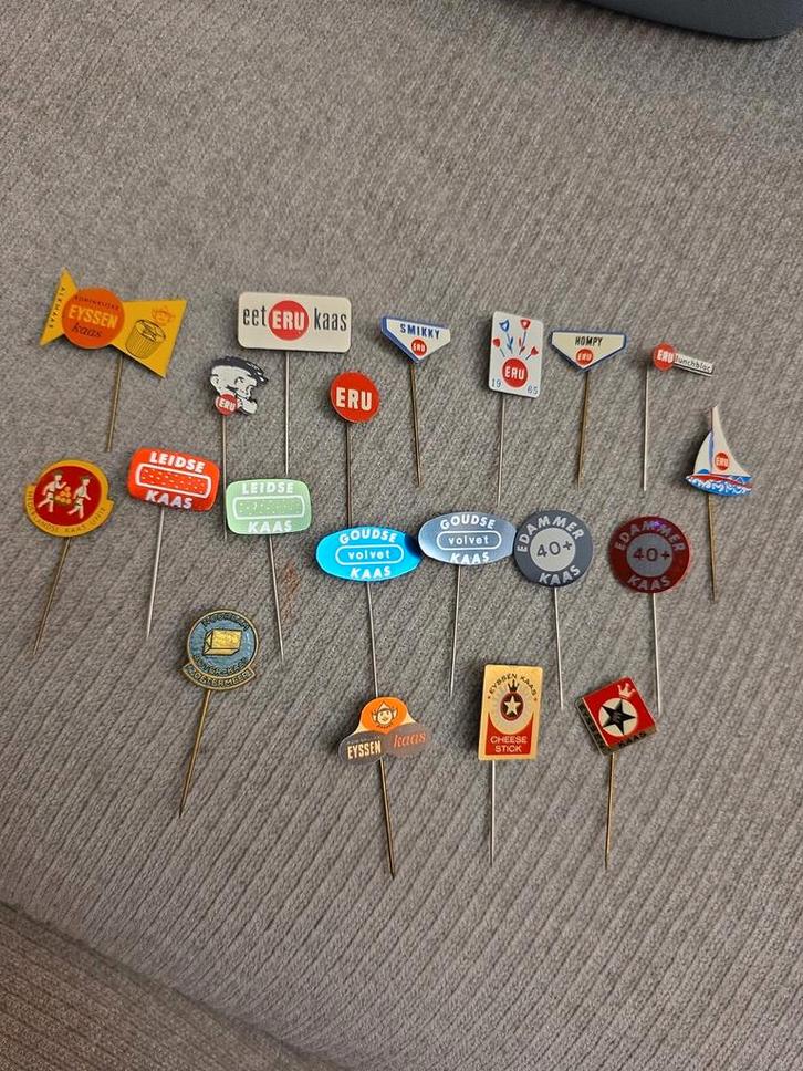 Vintage Reclamepins Kaas - ERU, Eyssen, Leidse, Goudse, Verzamelen, Speldjes, Pins en Buttons, Gebruikt, Overige onderwerpen, Verzenden