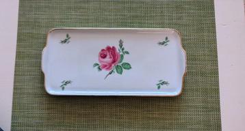 Mooie vintage cakeschaal,presenteerschaal Hutschenreuther. beschikbaar voor biedingen