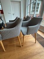 Set van 4 eetkamerstoelen – grijs stof met houten poten, Huis en Inrichting, Stoelen, Ophalen, Gebruikt, Vier, Grijs