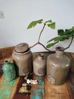 Vintage potten/flessen, Huis en Inrichting, Woonaccessoires | Vazen, Ophalen of Verzenden, Minder dan 50 cm, Groen, Glas