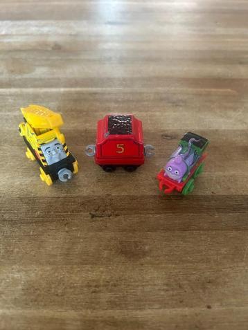 3 Thomas de Stoomlocomotief figuren  beschikbaar voor biedingen