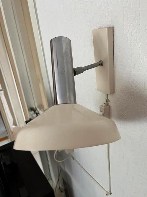 Vintage retro lamp wandlamp off white - werkend - Arnhem, Huis en Inrichting, Lampen | Wandlampen, Gebruikt, Metaal, Ophalen