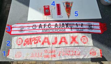 Originele Ajax-sjaals jaren '80 beschikbaar voor biedingen