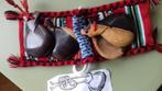 Mooie houten castagnetten  9,5 cm bij 7,2cm met opbergzakje, Ophalen of Verzenden, Zo goed als nieuw