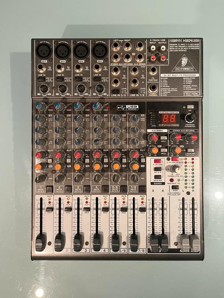 Behringer Xenyx X1204 USB, Muziek en Instrumenten, Mengpanelen, Zo goed als nieuw, Ophalen of Verzenden