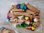 Houten treinbaan met treinen te koop!, Ophalen, Zo goed als nieuw